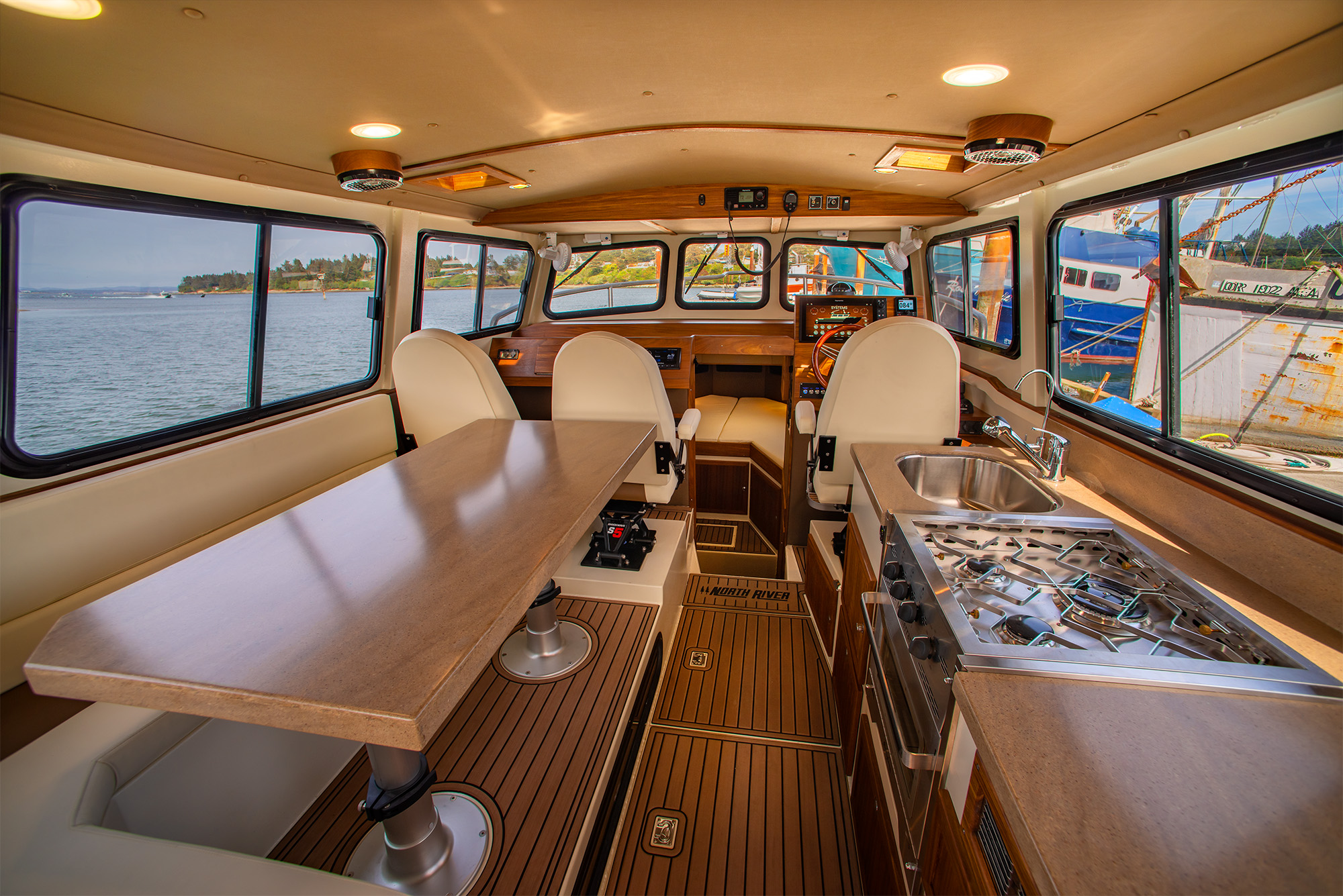 NRB_HookedUp_Interiors_02_2000px